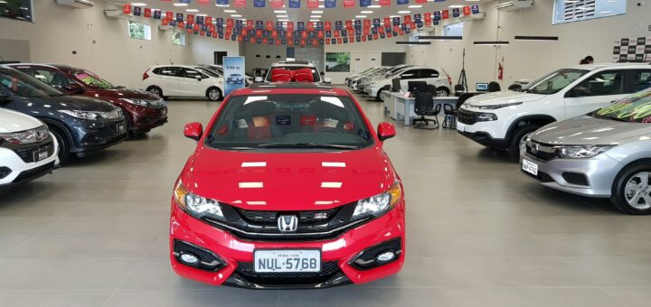 Experience the Honda Civic Sedan: Perfect Blend of Style and Performance